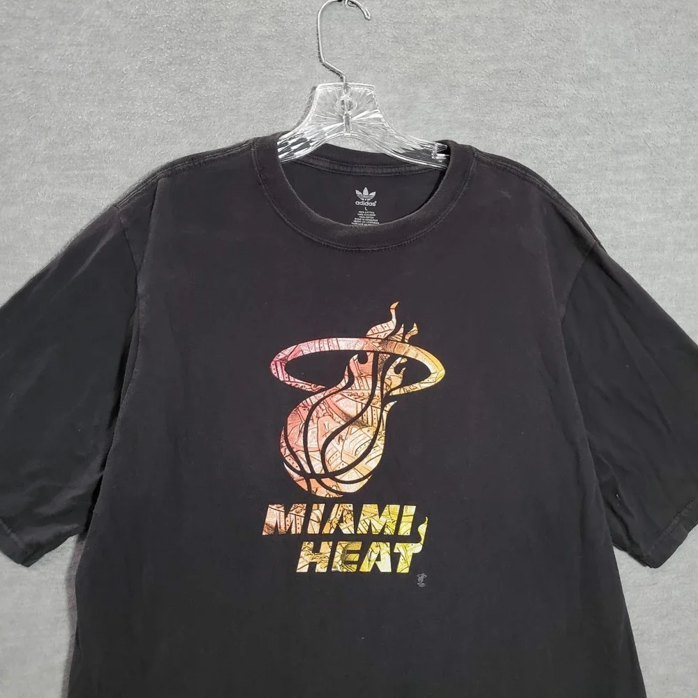 Miami Heat Men Shirt Large Black Logo Adidas Graphic Short Sleeve Crew Neck Tee